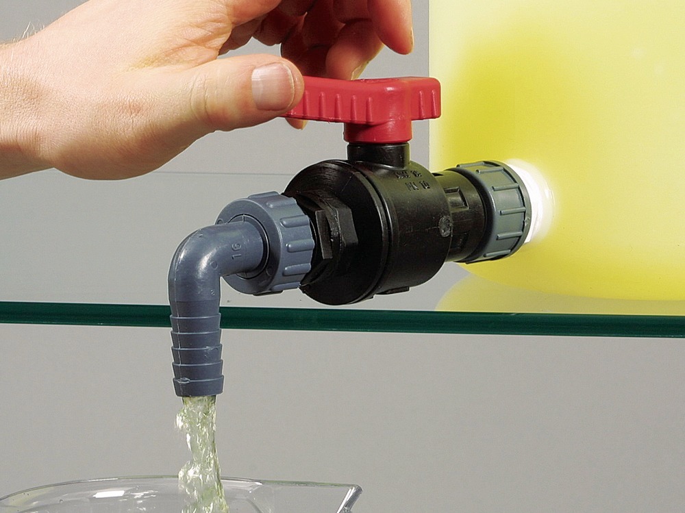 Kugelhahn aus PP,  Überwurfmutter R3/4" innen - mit Auslaufwinkel, VE = 3 Stück - 1